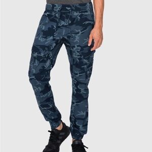 Ring of Fire Fleece lined Sweatpants Sleepwear/Joggers Med NWT